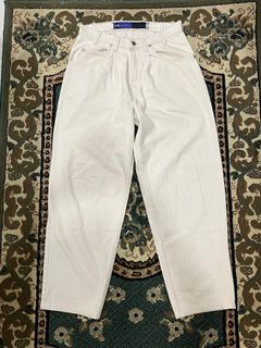 (Category: ) located in . Submitted by onethriftstore_ (Listing ID 1375182438, Image 1). Description: .