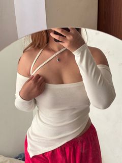 (Kategori: ) berada di . Dikirim oleh cacaa_s (ID iklan 1375115791, Gambar 1). Deskripsi: .