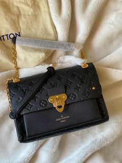 (Category: ) located in . Submitted by brianasluxuryzone (Listing ID 1375203723, Image 1). Description: .