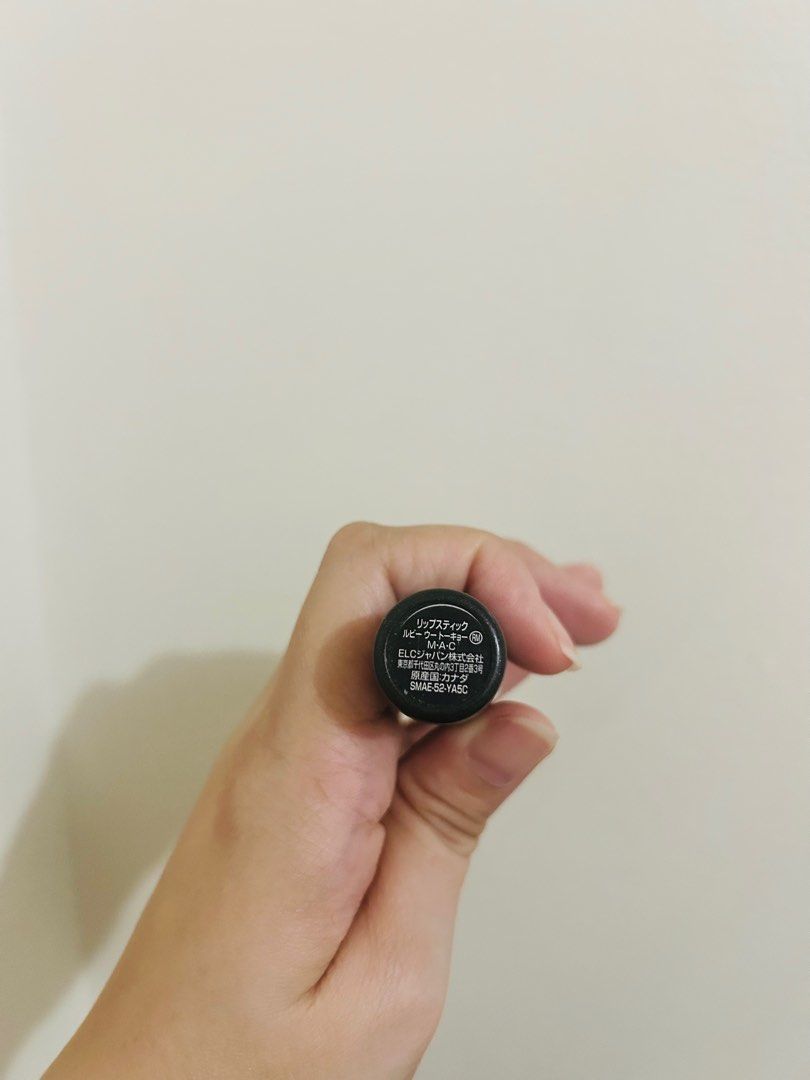Mac Ruby Woo Tokyo (Category: Makeup) located in Pasig City. Submitted by royalmoon_6ff3e1 (Listing ID 1375188324, Image 2). Description: Authentic Mac Ruby woo Tokyo Japan bought 80% remaining.