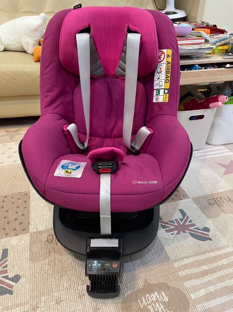 由 hsingyusin14834 (刊登 ID 1375138222，圖片 3) 提交，位於 台北市 (Taipei) 的 Maxi-cosi 汽座含底座 (類別：安全座椅)，說明：2020年購入，正常使用 商品檢驗標示號碼：R39055。