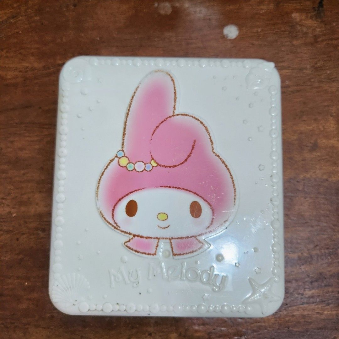 McDonald's My Melody Sandwich Container (Category: Food Organization & Storage) located in Caloocan City. Submitted by my_things (Listing ID 1375127179, Image 1). Description: never been used stored for a long time hence minor scratches.