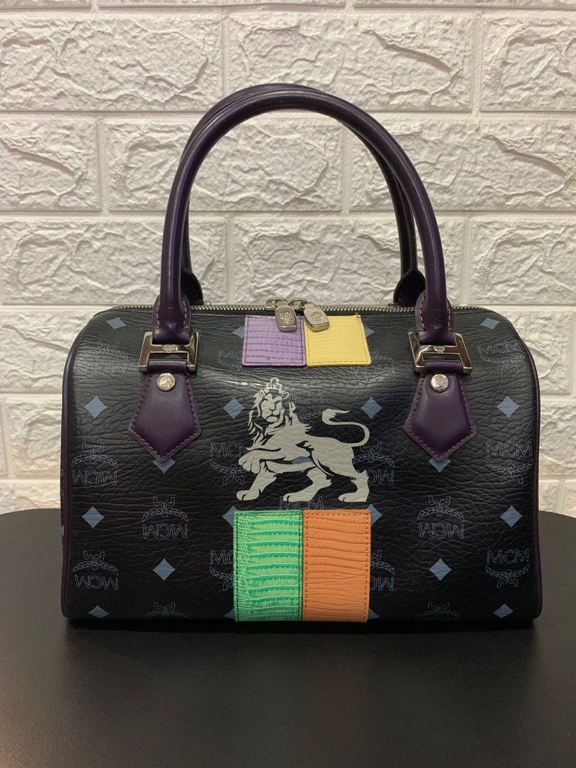 MCM doctor’s bag (Category: Luxury Bags & Wallets) located in Taguig. Submitted by prelovey_dovey_725 (Listing ID 1375153753, Image 1). Description: Gcash payment first Shipping via J&T, lalamove.