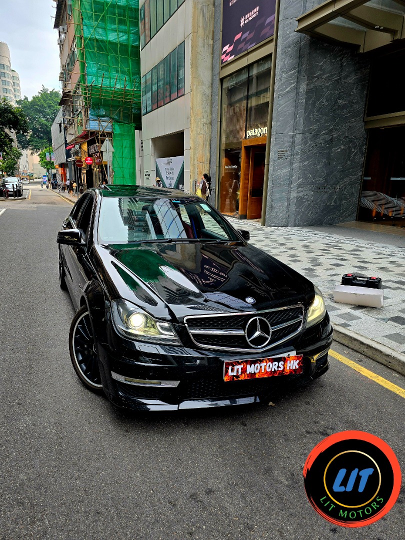 Mercedes-Benz C63 AMG Sedan (A)62863125721089115