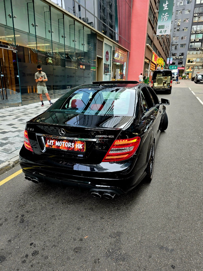 Mercedes-Benz C63 AMG Sedan (A)62863125721089112