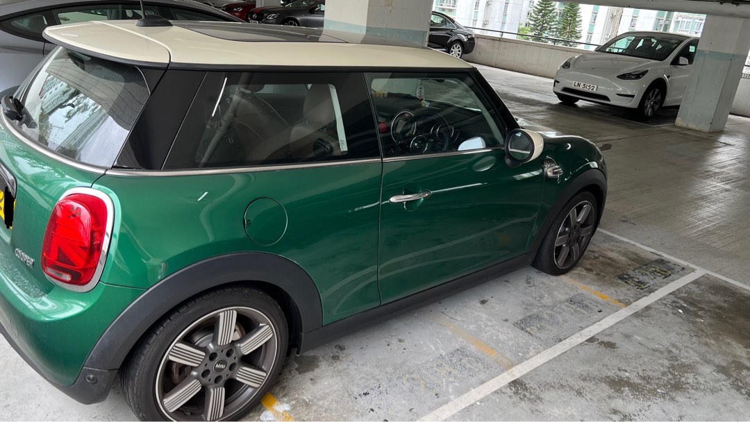MINI Cooper 1.5 3-Dr (A)62863132534017111