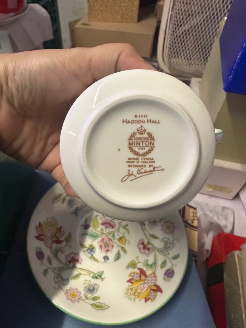 Minton cup and saucer (Category: Coffee & Tea Tableware) located in Antipolo. Submitted by queens.collections (Listing ID 1375227404, Image 2). Description: Skukl2050x.