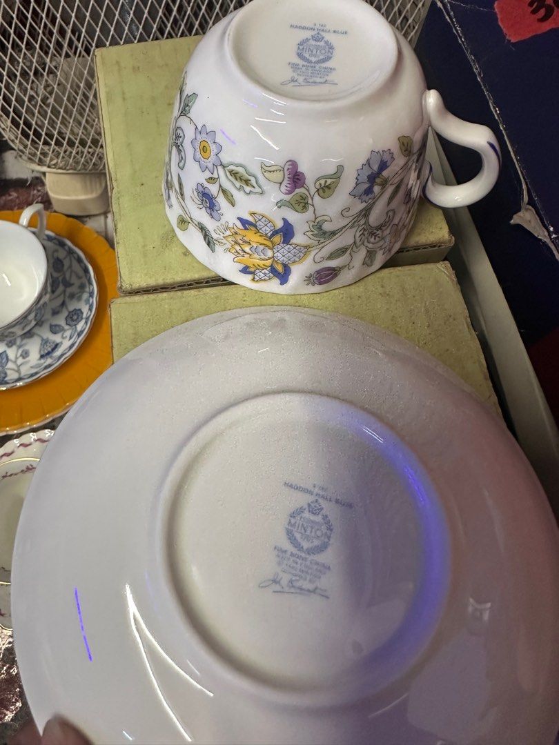 Minton cup and saucer (Category: Coffee & Tea Tableware) located in Antipolo. Submitted by queens.collections (Listing ID 1375244182, Image 2). Description: .