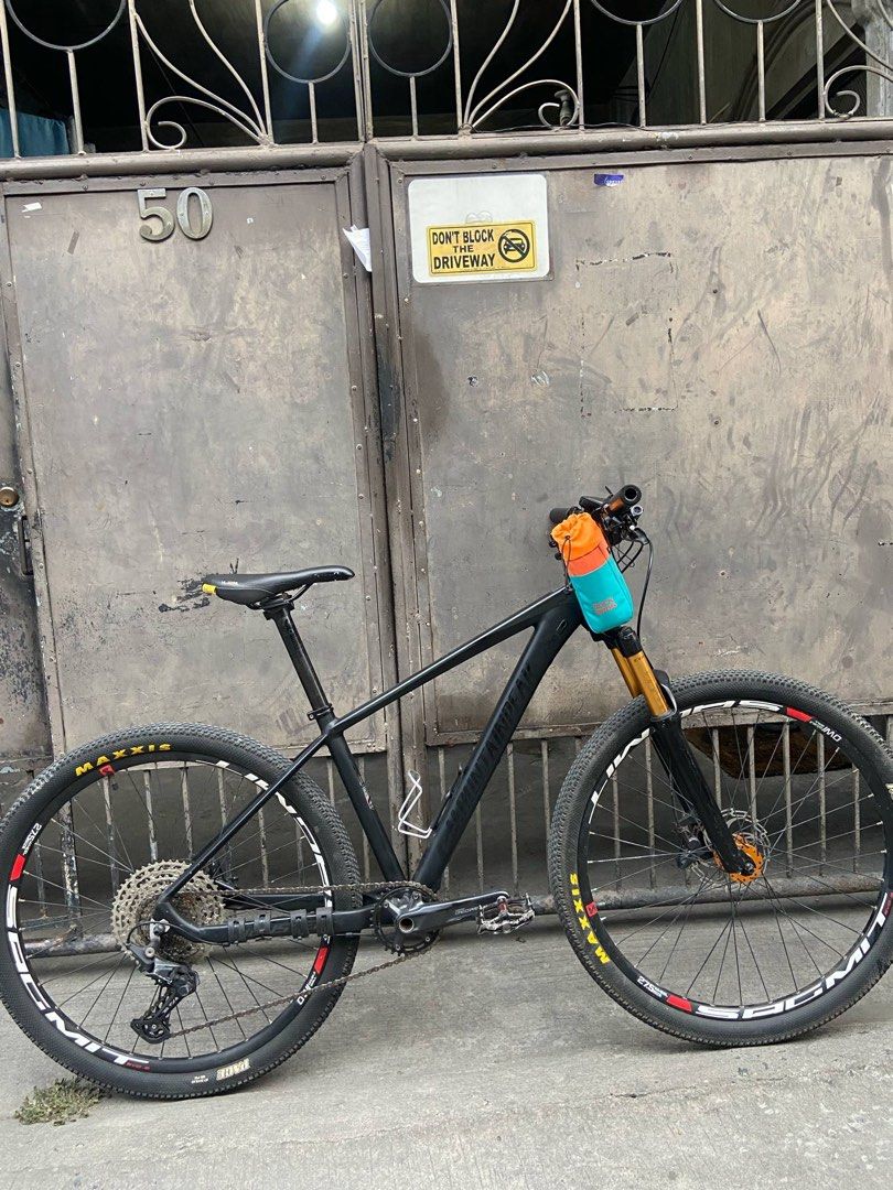 Mountainpeak Monster size m (Category: Bicycles) located in Taguig. Submitted by ronpadilla (Listing ID 1375195625, Image 1). Description: P 16,000 negotiable Frame: Mountainpeak Monster Size M Fork: Cole Air 555 27.5 GS: Shimano Deore M6000 Series Brakes: Shimano Deore Dual-piston Rims: Sagmit Evo 3 27.5 Tires: Maxxis Pace 27.5x2.10 Handlebar: Atomic Stem: Funn Headset: Ragusa RGS-44mm Pedals: Mountainpeak SL-41 Saddle: Sagmit Seatclamp: Cole 31