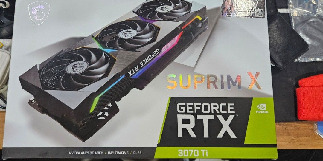 由 jm111025 (刊登 ID 1375255200，圖片 1) 提交，位於 台北市 (Taipei) 的 MSI 3070ti surprim x (類別：電腦周邊產品)，說明：使用約一年 無不良使用、挖礦或燒機 可2k順跑各類3A大作 含購買發票 自取9500。