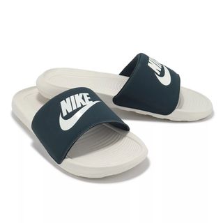 ‼️Nike Slippers‼️64164721917571110