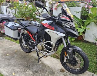 (Category: ) located in . Submitted by forza_ducati (Listing ID 1375092312, Image 1). Description: .