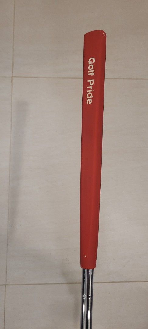 Odyssey White Ice blade putter (Category: Golf) located in Paranaque City. Submitted by genuinovitto (Listing ID 1375103973, Image 3). Description: .