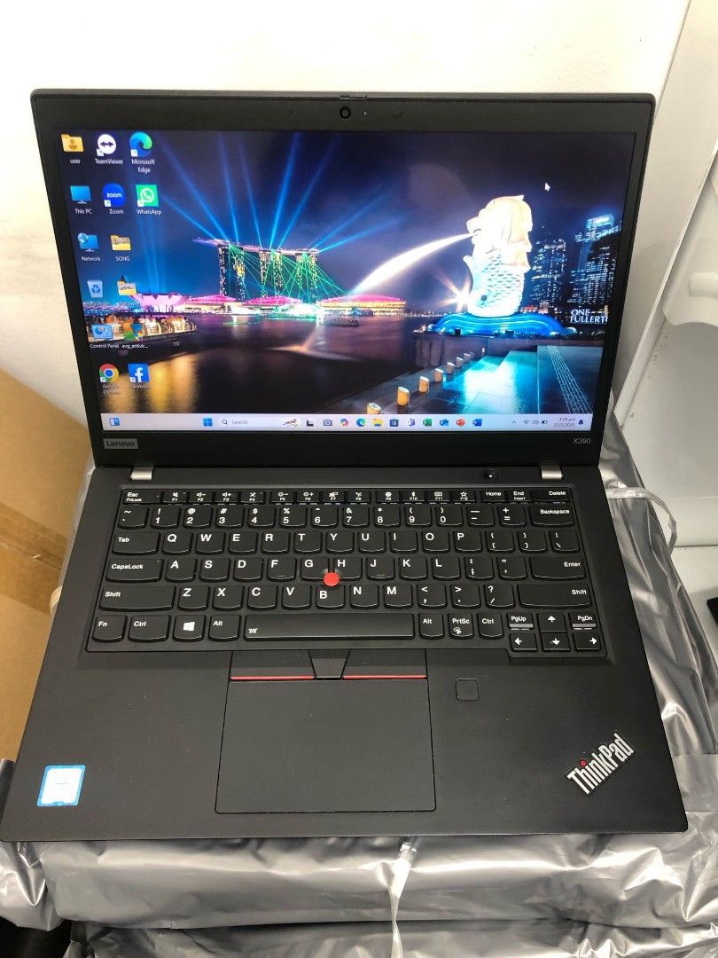 Offer🔥Touch screen core i7 8th gen lenovo thinkpad laptop pristine condition no issue with warrenty (Category: Laptops & Notebooks) located in Singapore. Submitted by rafa53 (Listing ID 1375094679, Image 3). Description: Lenovo thinkpad x390 “Lenovo ThinkPad x390 available in various configurations. Lenovo ThinkPad Intel core i7 ✅8th Gen ✅ LED 13.3” inches FULL HD 1920*1080 pixel ✅RAM 16gb ✅SSD 256gb ✅Overall condition 9.5/10 ✅Battery 3to 5 Hour