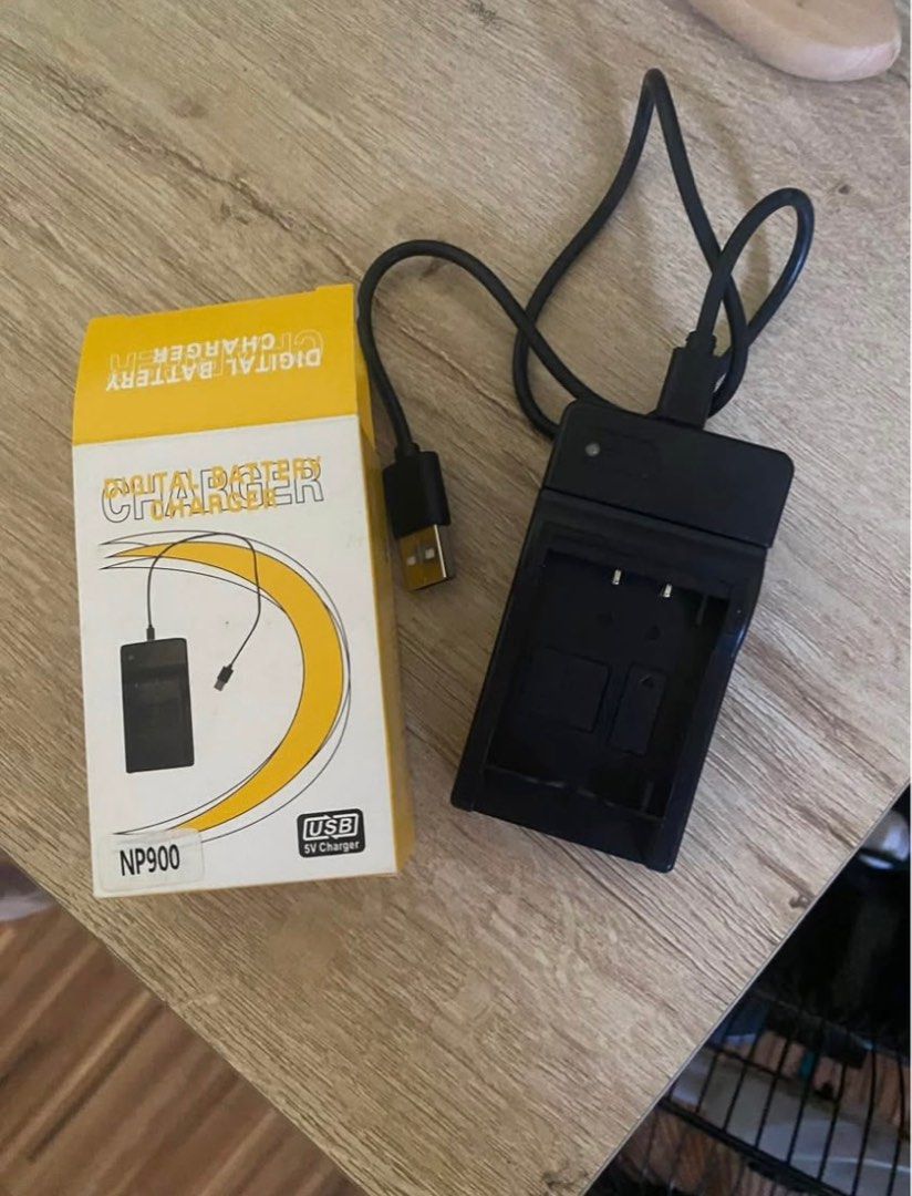 Olympus Digital camera battery charger digi cam (Category: Chargers & Cables) located in Manila. Submitted by _shuax (Listing ID 1375244055, Image 2). Description: bnew, used once only for testing 📍sampaloc mnl.