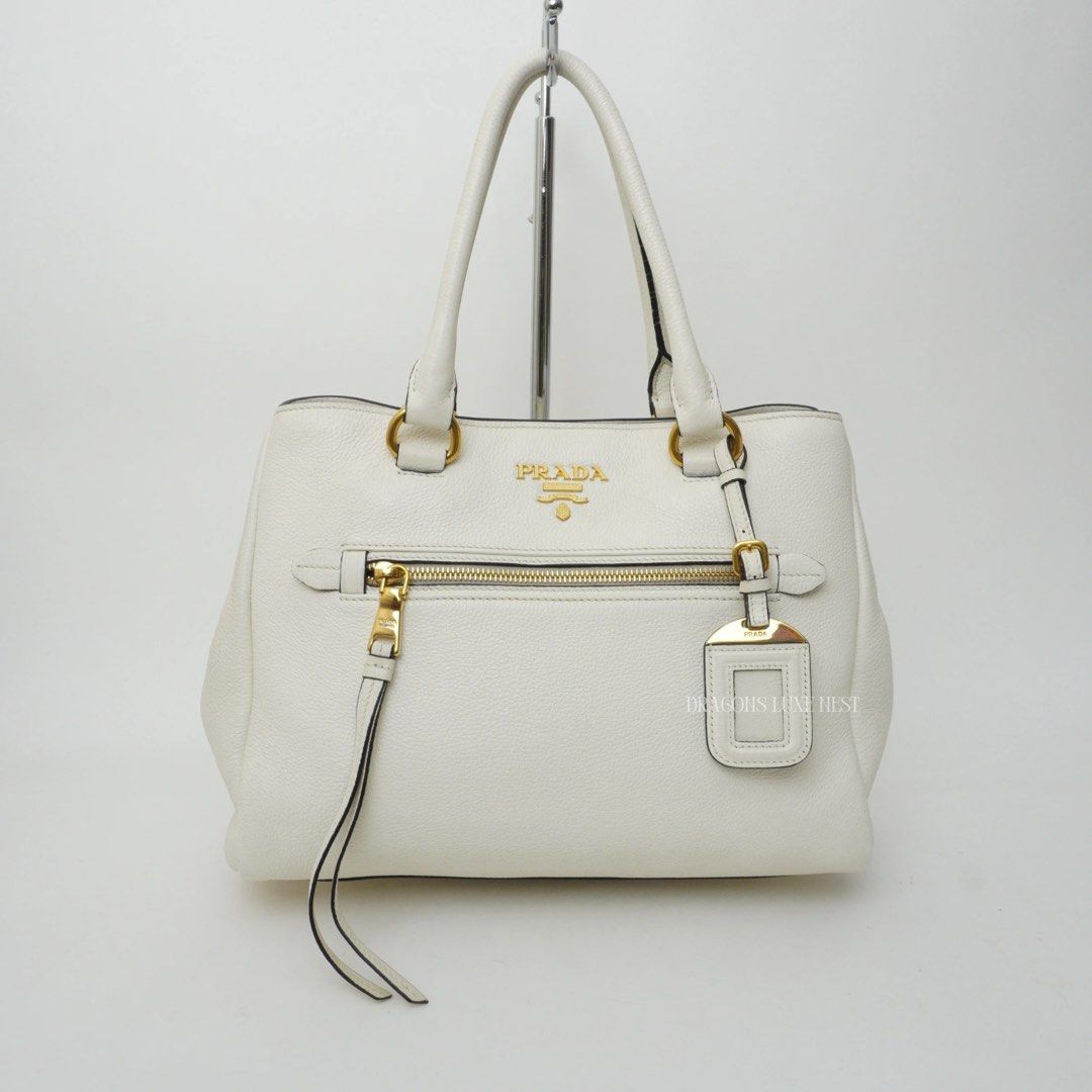 Prada Vitello Daino Phenix Front Zip Satchel Bag (Category: Luxury Bags & Wallets) located in Taguig. Submitted by dluxenest (Listing ID 1375161485, Image 1). Description: Last price posted You may follow us on IG : dluxenest FB : Dragons Luxe Nest.