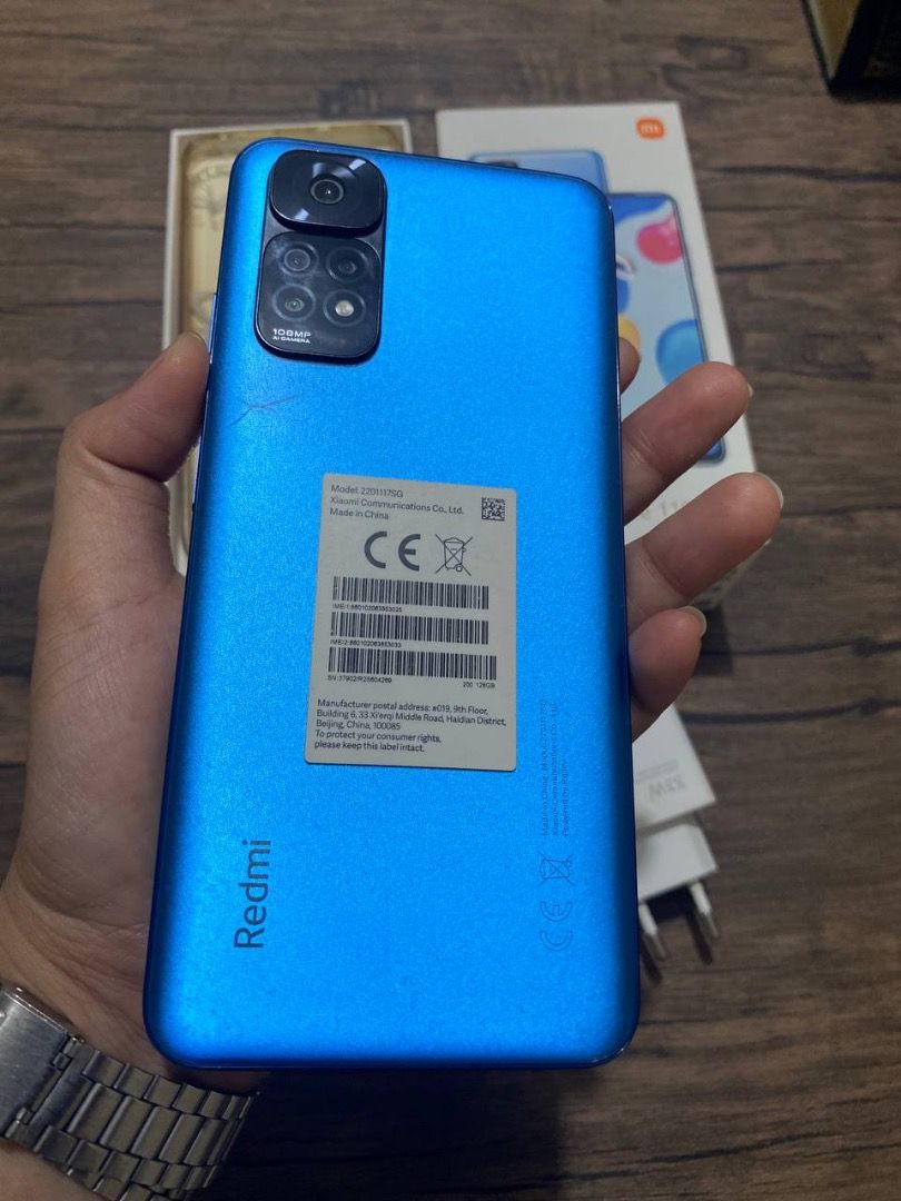 Redmi Note 11S Twilight Blue 128gb (Category: Xiaomi) located in Cabanatuan. Submitted by crishoponlinestore (Listing ID 1375163089, Image 2). Description: FS: Redmi Note 11S Twilight Blue 128gb - ₱7000. Negotiable Authenticity Guaranteed. Issue: kita naman sa likod.(Nailapag sa table na may pako, pero hindi naman affected performance, case lang yung nag crack. Rfs: Bawas gamit. Comes complete, box charger, jelly case. PM if you're interested and