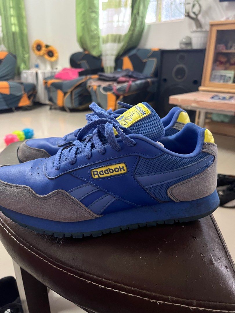 Reebok shoes (Category: Sneakers) located in Marilao. Submitted by declutterwmeeeeee (Listing ID 1375136971, Image 2). Description: 24.5 size .