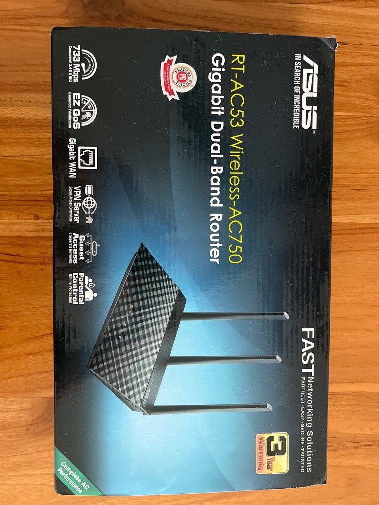 RT-AC53 wireless Asus Router (Category: Networking) located in Singapore. Submitted by zacarinoo (Listing ID 1375171338, Image 1). Description: Asus router in good condition.