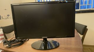 Samsung 21" Display64079635858179110