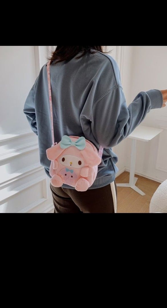 Sanrio Plush Crossbody Bag (Category: Cross-body Bags) located in Singapore. Submitted by gamer_boy (Listing ID 1375202672, Image 2). Description: Selling these brand new sanrio cartoon plush crossbody bags! Size: Approx 20 cm, 1 zipper. *Note: No ready stock, pre-order basis 1 week shipment. Let me know which design you want, order will process upon 50% deposit payment. - My Melody - Kuromi - Cinnamoroll - Pompompurin Meet up at Pasir Ris MRT st