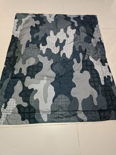 (Kategori: ) berada di . Dikirim oleh zecondid_thrifting (ID iklan 1375257768, Gambar 1). Deskripsi: .