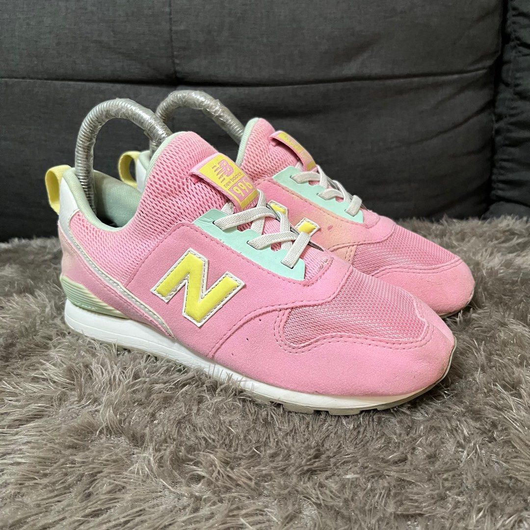 Sepatu Anak Wanita New Balance 996 'Pinkred Orange'