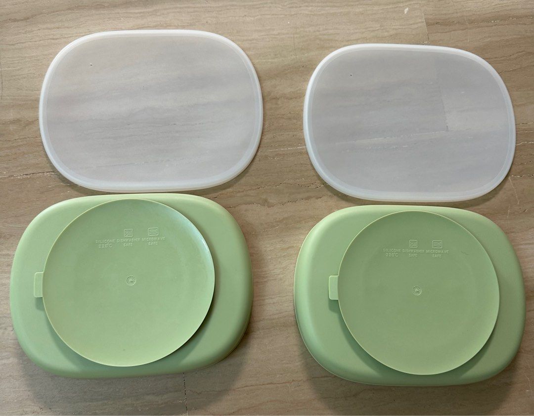 Silicon suction plate with lid x2 (Category: Weaning & Toddler Feeding) located in Singapore. Submitted by stacie12782119 (Listing ID 1375093798, Image 3). Description: Unknown brand. Purchased from Mothercare.