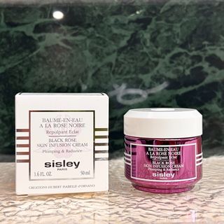 💥Special Offer💥 Sisley Black Rose Tightening Essence Cream 50ml Whitening, Spot Removal, Moisturizing, Repairing, Anti-aging, Pore Minimizing, Softening Skin Essence Toner Acne Treatment, Skin Tightening, Fine Lines Reduction 💯 Brand New Unopened 💯 Authentic Product628678639285791123