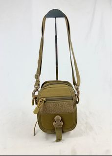 (Kategori: ) berada di . Dikirim oleh war_bag (ID iklan 1375159980, Gambar 1). Deskripsi: .