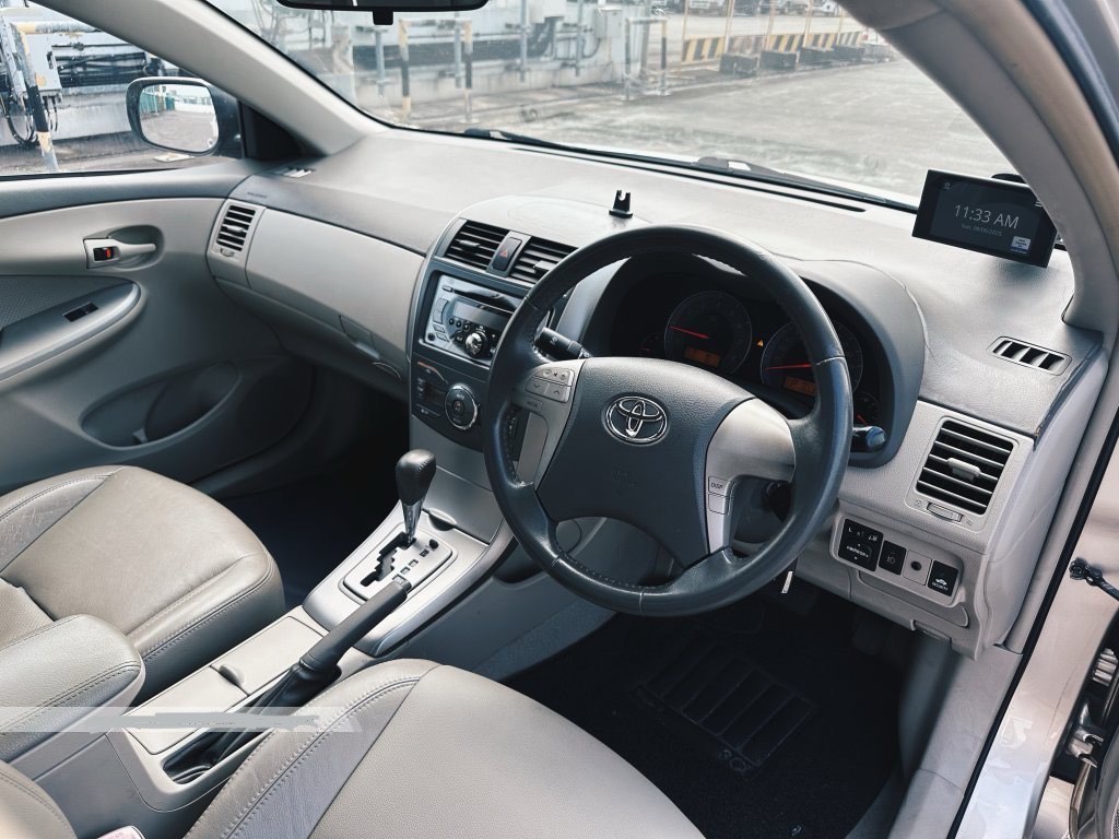 Toyota Corolla Altis 1.6 Auto62872682087810112