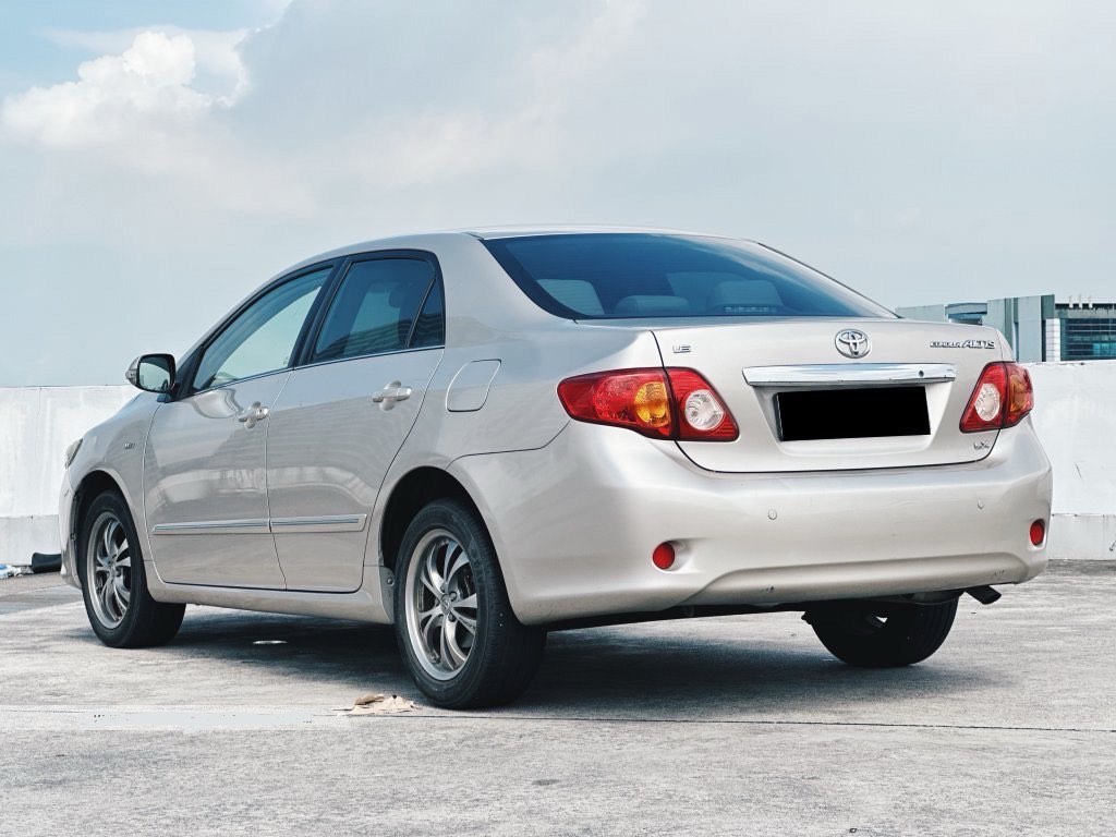 Toyota Corolla Altis 1.6 Auto62872682087810111