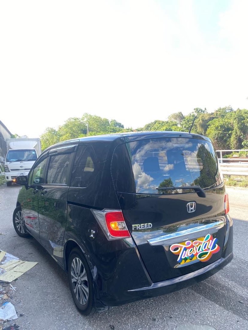 Toyota Freed  1.5 Auto62863125894147112