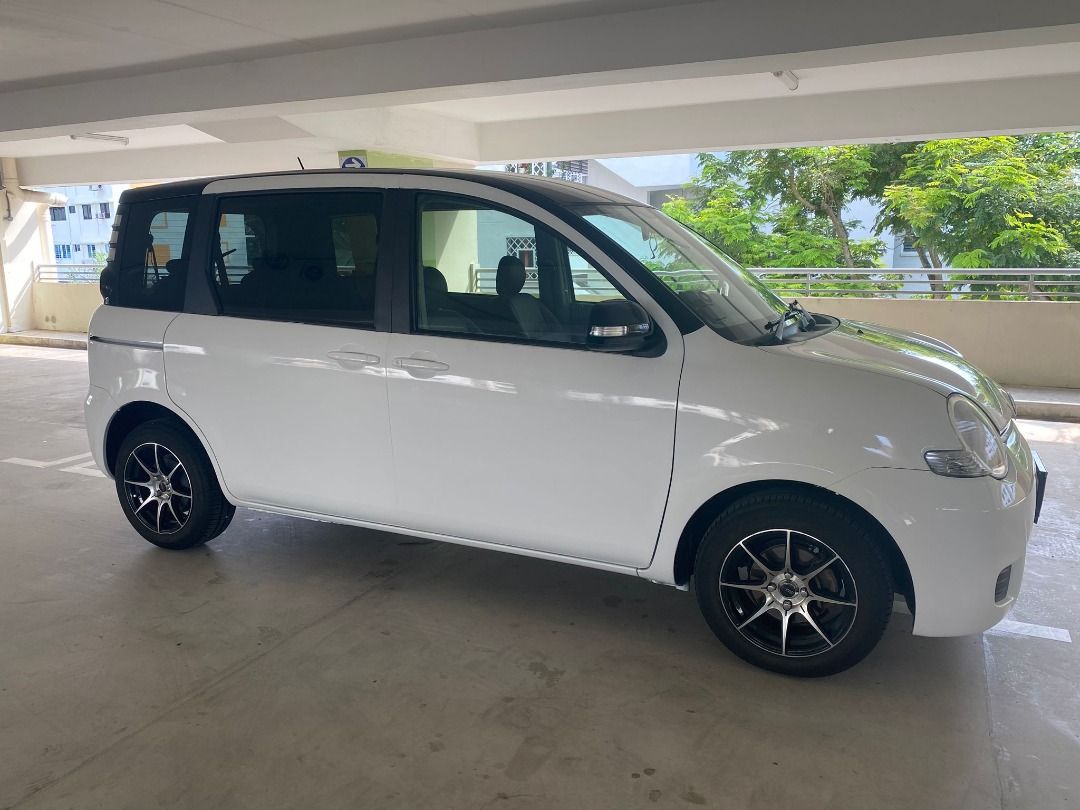 Toyota Sienta 1.5 X Limited (A)62885347888129112