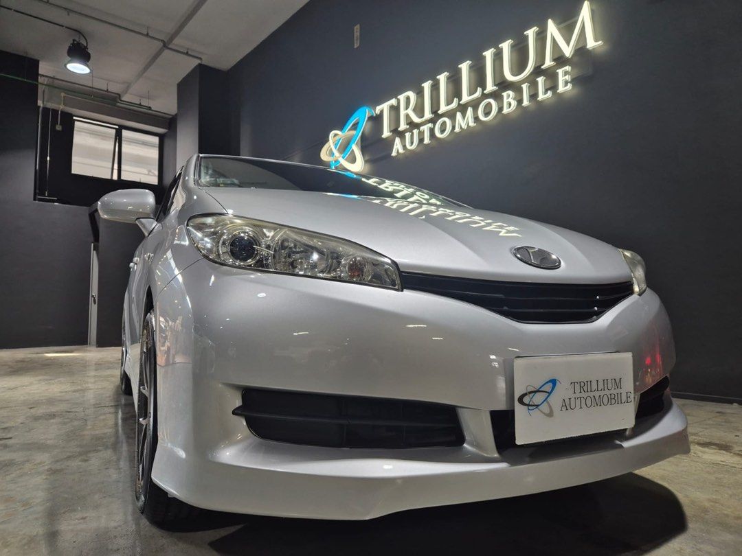 Toyota Wish 1.8 X (A)628874244364821122