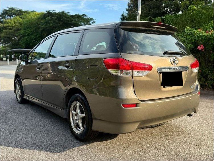 Toyota Wish 1.8A (COE till 09/2031)62872685137795112