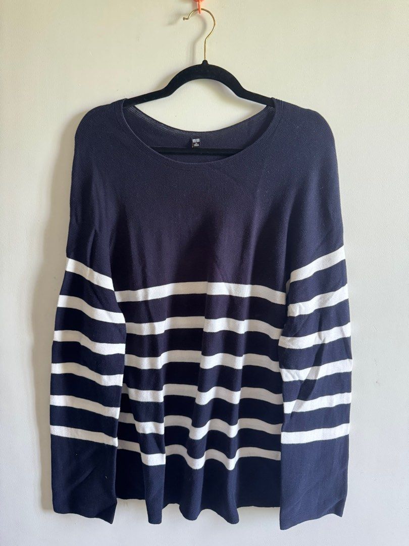 Uniqlo knitted Sweater (XL) (Category: Blouses) located in Tarlac. Submitted by ignaciocha729 (Listing ID 1375101421, Image 1). Description: Bought originall for 1,490 Used twice only No flaws and discolorations! .