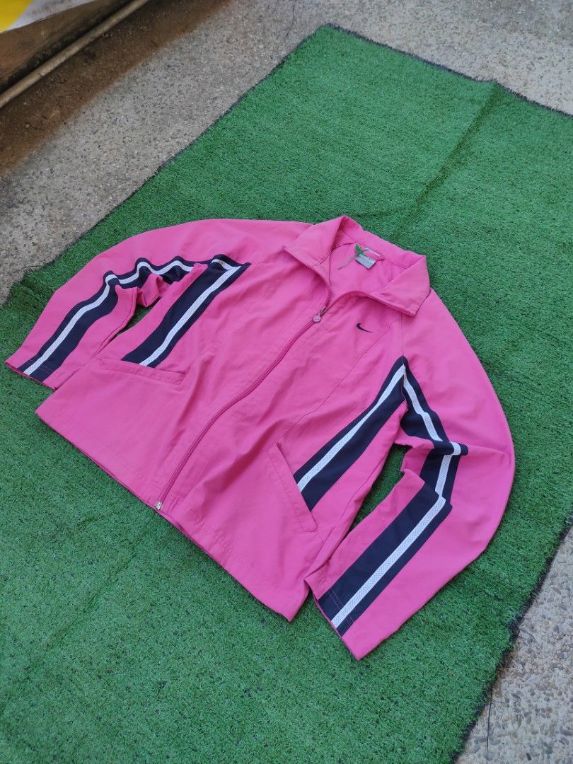 Vintage Nike tritone windbreaker jacket (Category: Coats, Jackets and Outerwear) located in Marikina City. Submitted by 2nd_chancedrips (Listing ID 1375215951, Image 2). Description: M on tag fits up to large womens 20.5 x 23 embroidered logo excellent condition no issues.