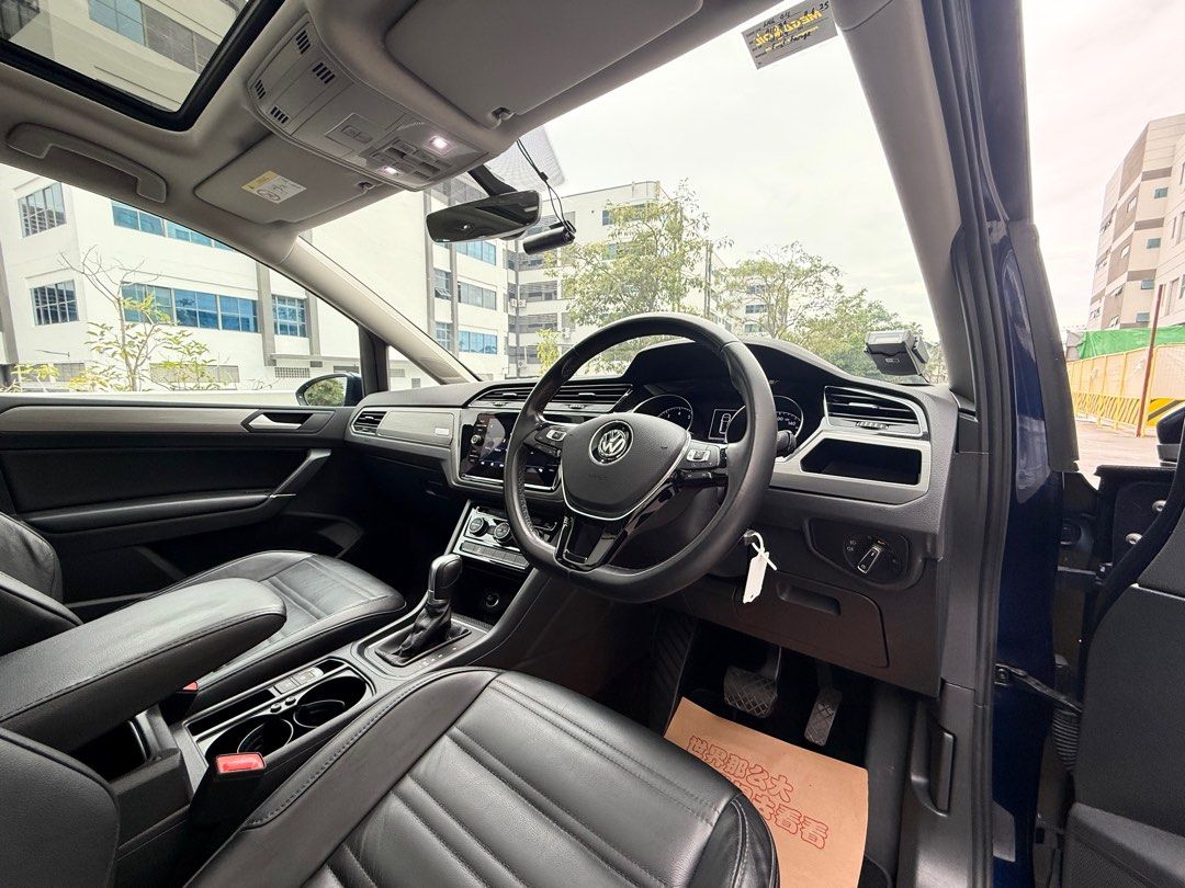 Volkswagen Touran 1.4 TSI Comfortline Panoramic Roof Auto62885348150017113