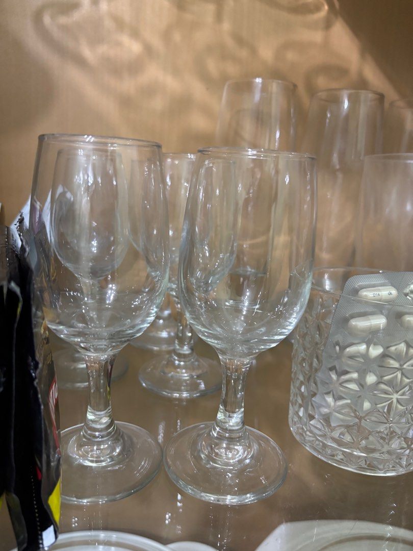 Wine glass (Category: Other Kitchenware & Tableware) located in San Juan City. Submitted by declutterhailey (Listing ID 1375257667, Image 1). Description: 6 available.
