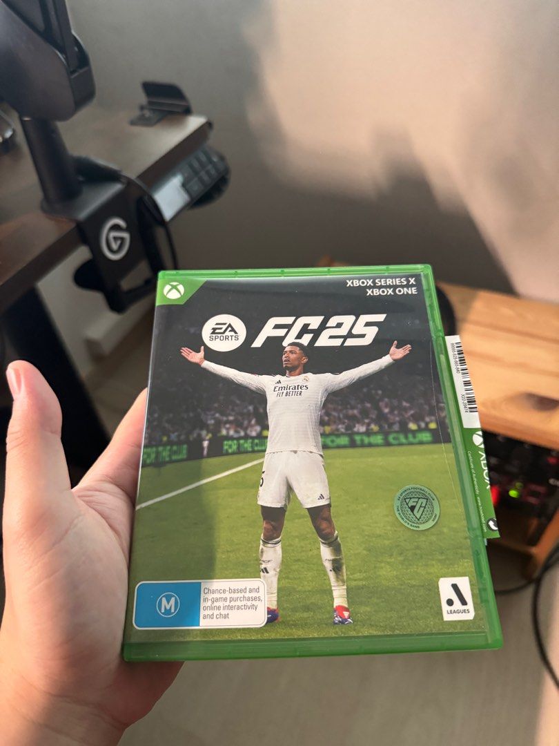 XBOX SERIES X / XBOX ONE - EA FC 25628530583123221117