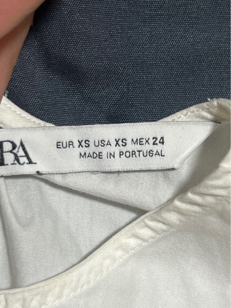 Zara Long White Poplin Shirt (Category: Blouses) located in Baguio. Submitted by xentrep (Listing ID 1375231221, Image 2). Description: Authentic No flaws Used 2-3x only XS on tag but fits S nicely.