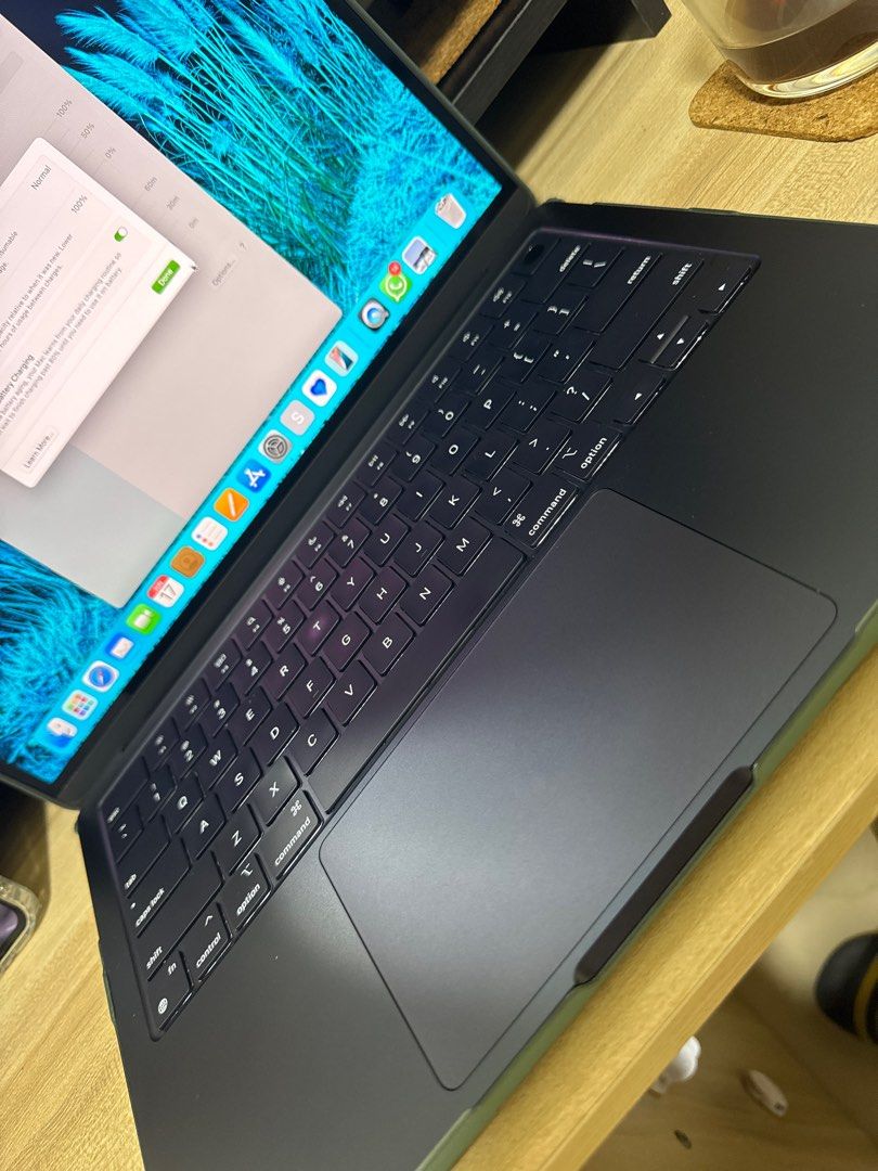 13-inch MacBook Air with M2 chip - Midnight (Category: Laptops & Notebooks) located in Singapore. Submitted by jj300321 (Listing ID 1375383742, Image 2). Description: Good as new. No dents and scratches 9 months old Hardly use as I have company laptop. Would like to switch to ipad instead. With apple care+ worth $269 valid until sept 2027 Battery still 100% With box bag and charger I can provide digital receipt.
