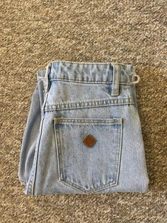 (Category: ) located in . Submitted by amraluckett (Listing ID 1375282780, Image 1). Description: .
