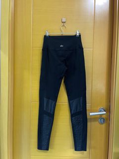 (Category: ) located in . Submitted by stylewearabouts (Listing ID 1375432097, Image 1). Description: .