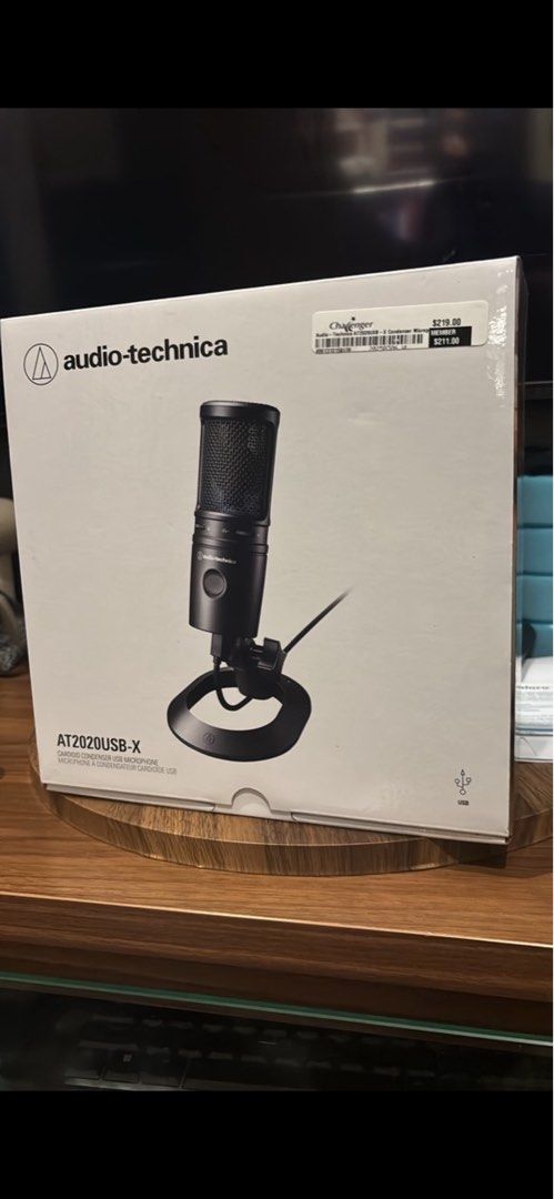 Audio Technica AT2020USB-X condenser mic (Category: Microphones) located in Singapore. Submitted by sellinggoods179 (Listing ID 1375353374, Image 1). Description: Brand new never used before Condenser mic.