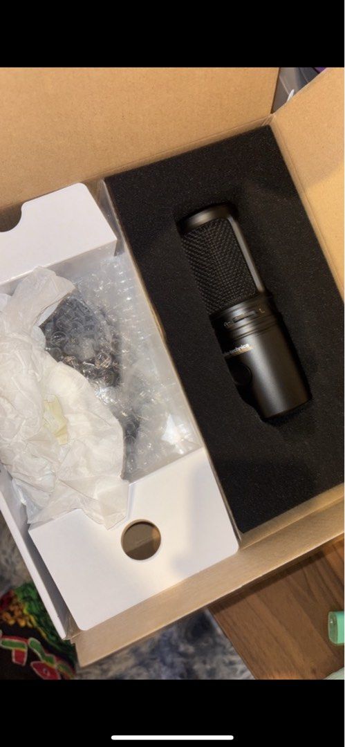 Audio Technica AT2020USB-X condenser mic (Category: Microphones) located in Singapore. Submitted by sellinggoods179 (Listing ID 1375353374, Image 3). Description: Brand new never used before Condenser mic.
