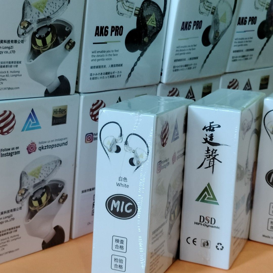 AUTHENTIC QKZ IEM DETACHABLE WIRED GAMING HEADSET (Category: Earphones) located in Paranaque City. Submitted by powerzone0517 (Listing ID 1375313072, Image 1). Description: .