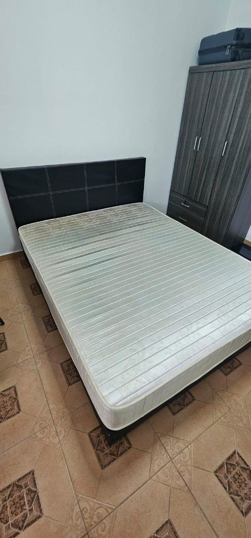 Bed frame and mattress