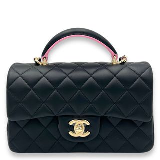 (Category: ) located in . Submitted by carousellluxury (Listing ID 1375342450, Image 1). Description: .
